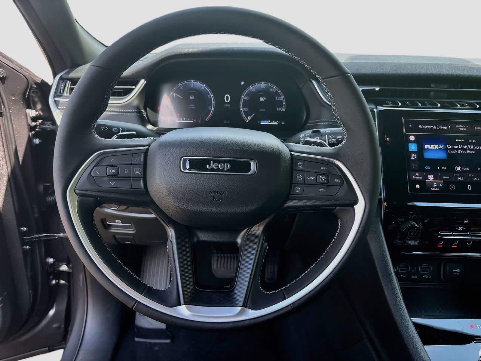 2026 Jeep Grand Cherokee GRAND CHEROKEE LAREDO X 4X4
