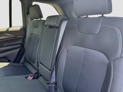 2026 Jeep Grand Cherokee GRAND CHEROKEE LAREDO X 4X4