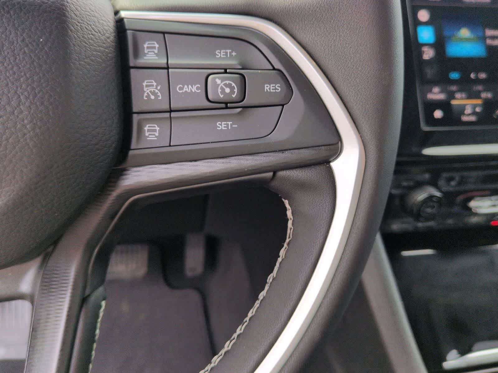 2026 Jeep Grand Cherokee GRAND CHEROKEE LAREDO X 4X4