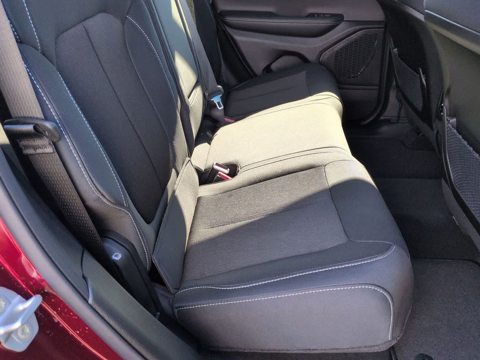 2026 Jeep Grand Cherokee GRAND CHEROKEE LAREDO X 4X4