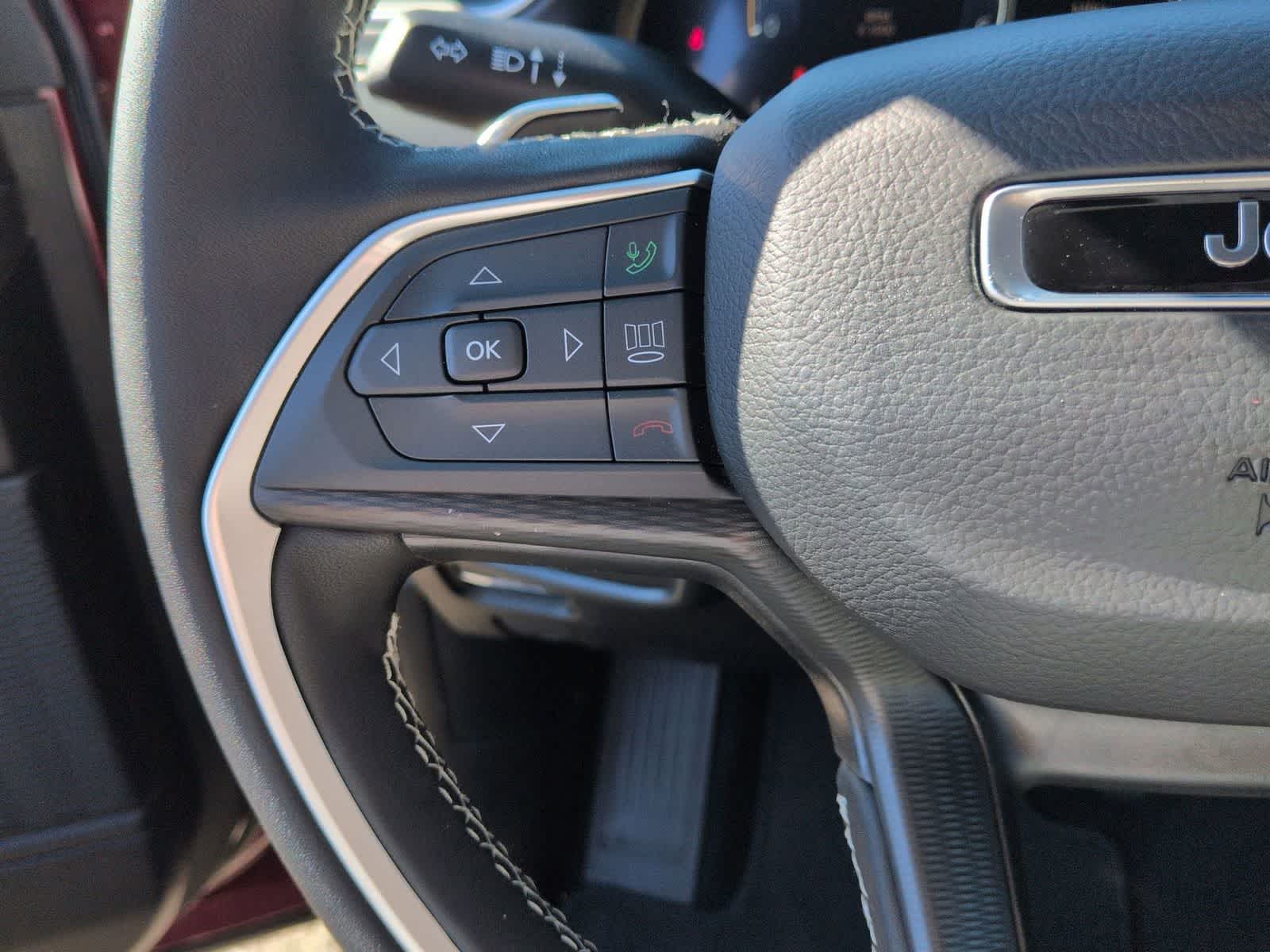 2026 Jeep Grand Cherokee GRAND CHEROKEE LAREDO X 4X4