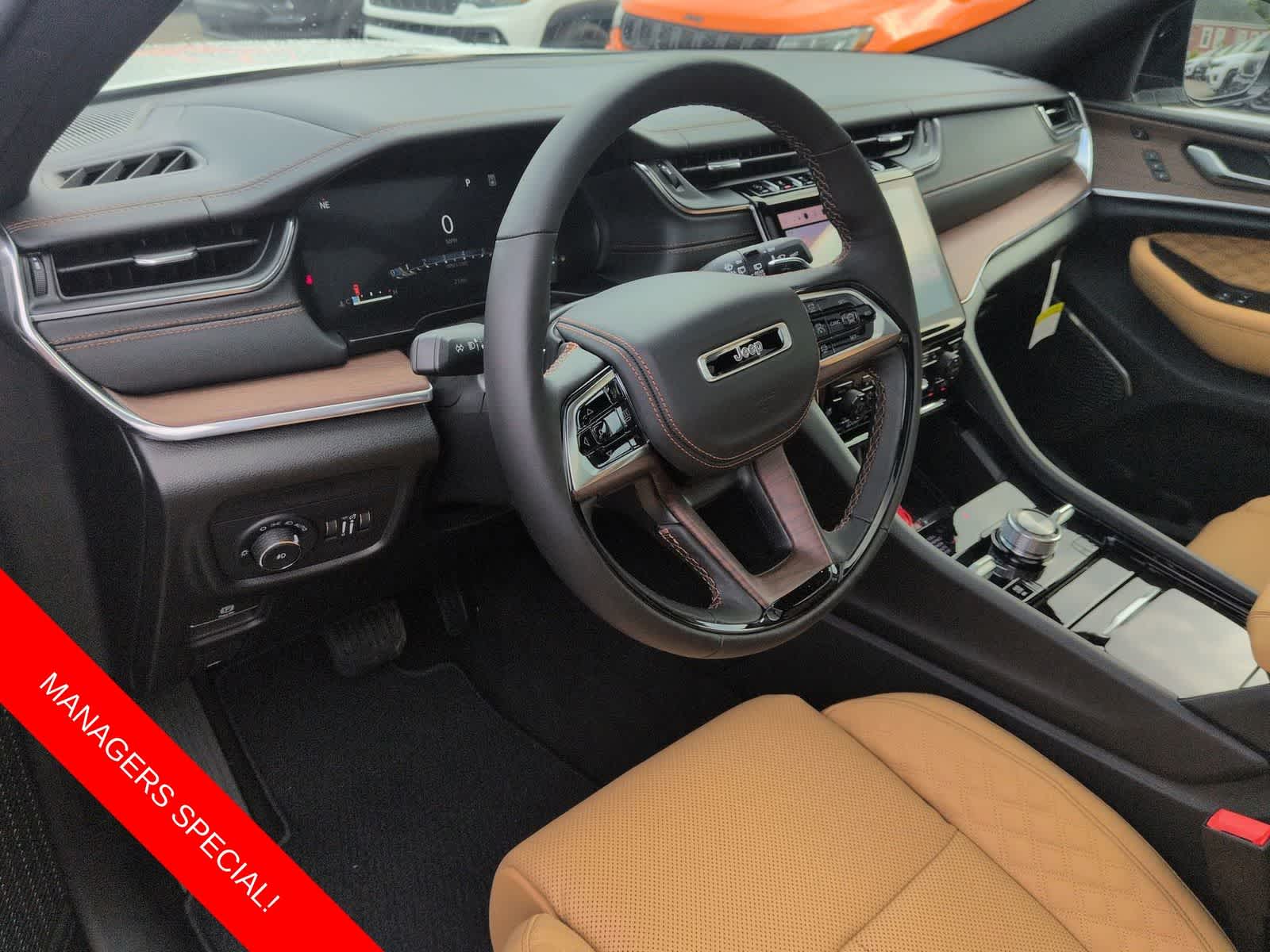 2025 Jeep Grand Cherokee GRAND CHEROKEE SUMMIT 4X4