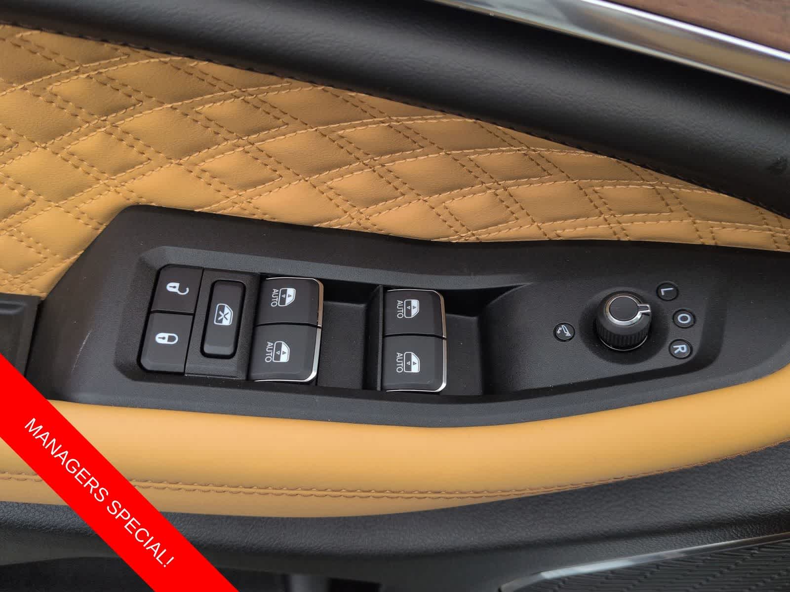 2025 Jeep Grand Cherokee GRAND CHEROKEE SUMMIT 4X4