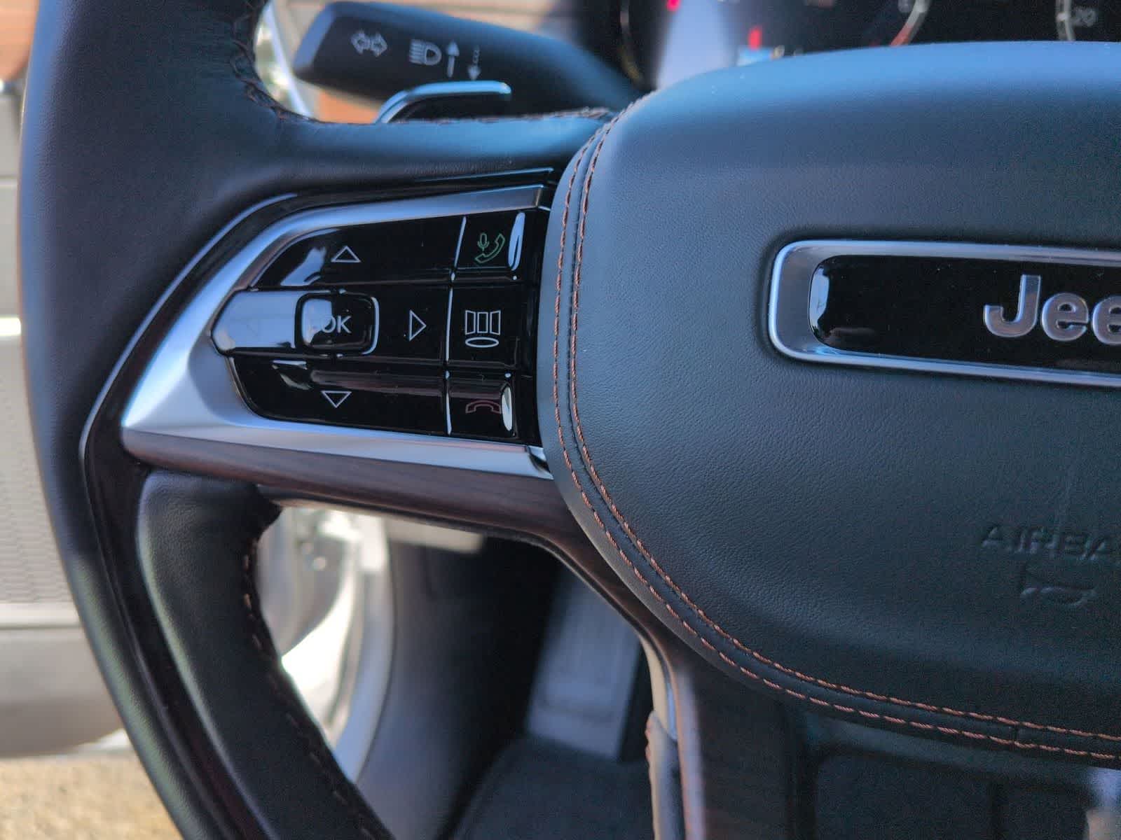 2025 Jeep Grand Cherokee GRAND CHEROKEE SUMMIT 4X4