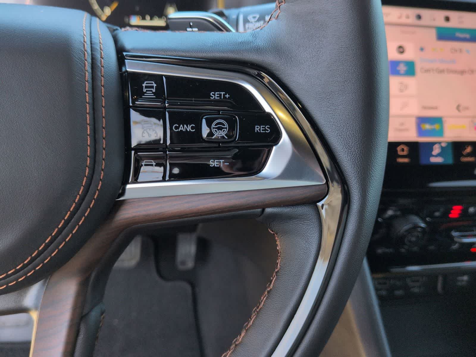 2025 Jeep Grand Cherokee GRAND CHEROKEE SUMMIT 4X4