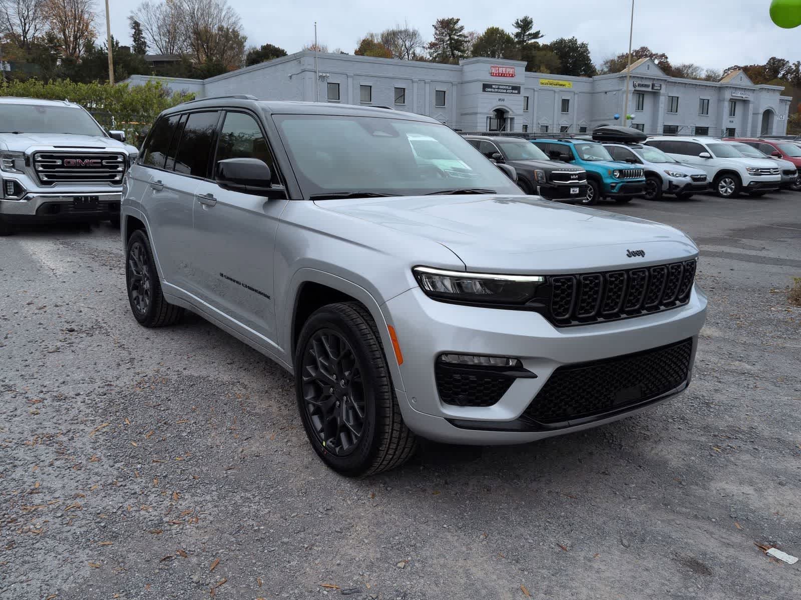 2025 Jeep Grand Cherokee GRAND CHEROKEE SUMMIT 4X4