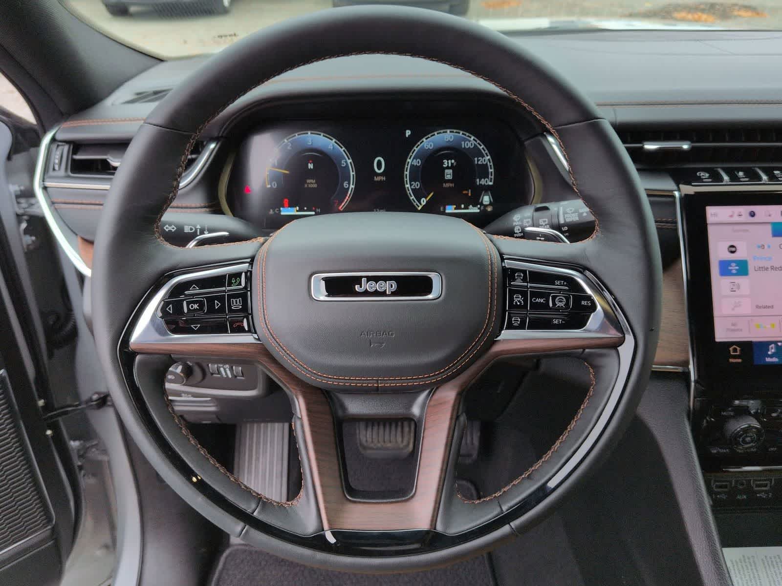 2025 Jeep Grand Cherokee GRAND CHEROKEE SUMMIT 4X4