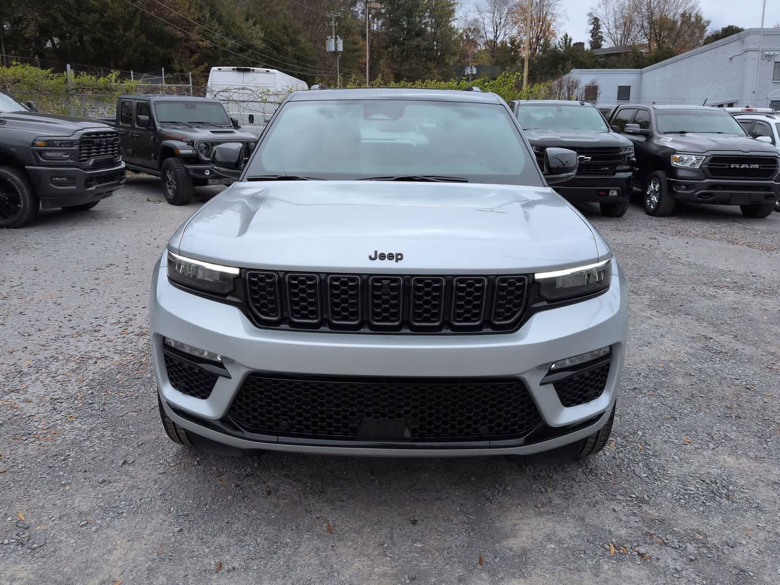 2025 Jeep Grand Cherokee GRAND CHEROKEE SUMMIT 4X4