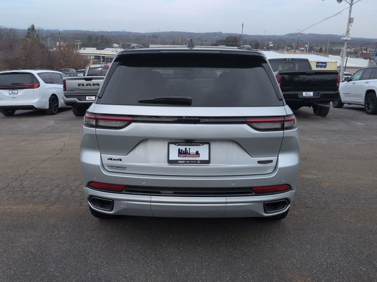 2025 Jeep Grand Cherokee GRAND CHEROKEE SUMMIT 4X4