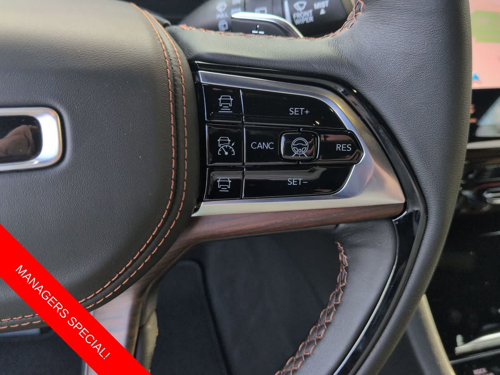 2025 Jeep Grand Cherokee GRAND CHEROKEE SUMMIT 4X4