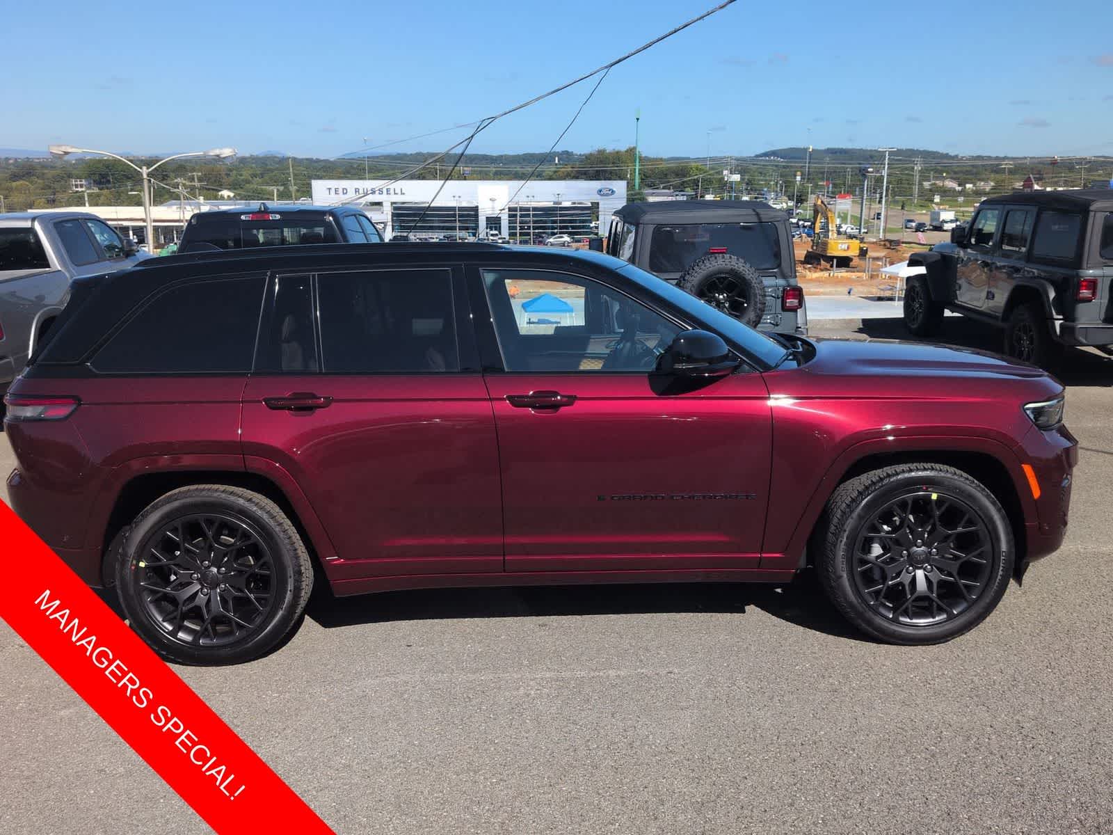 2025 Jeep Grand Cherokee GRAND CHEROKEE SUMMIT 4X4