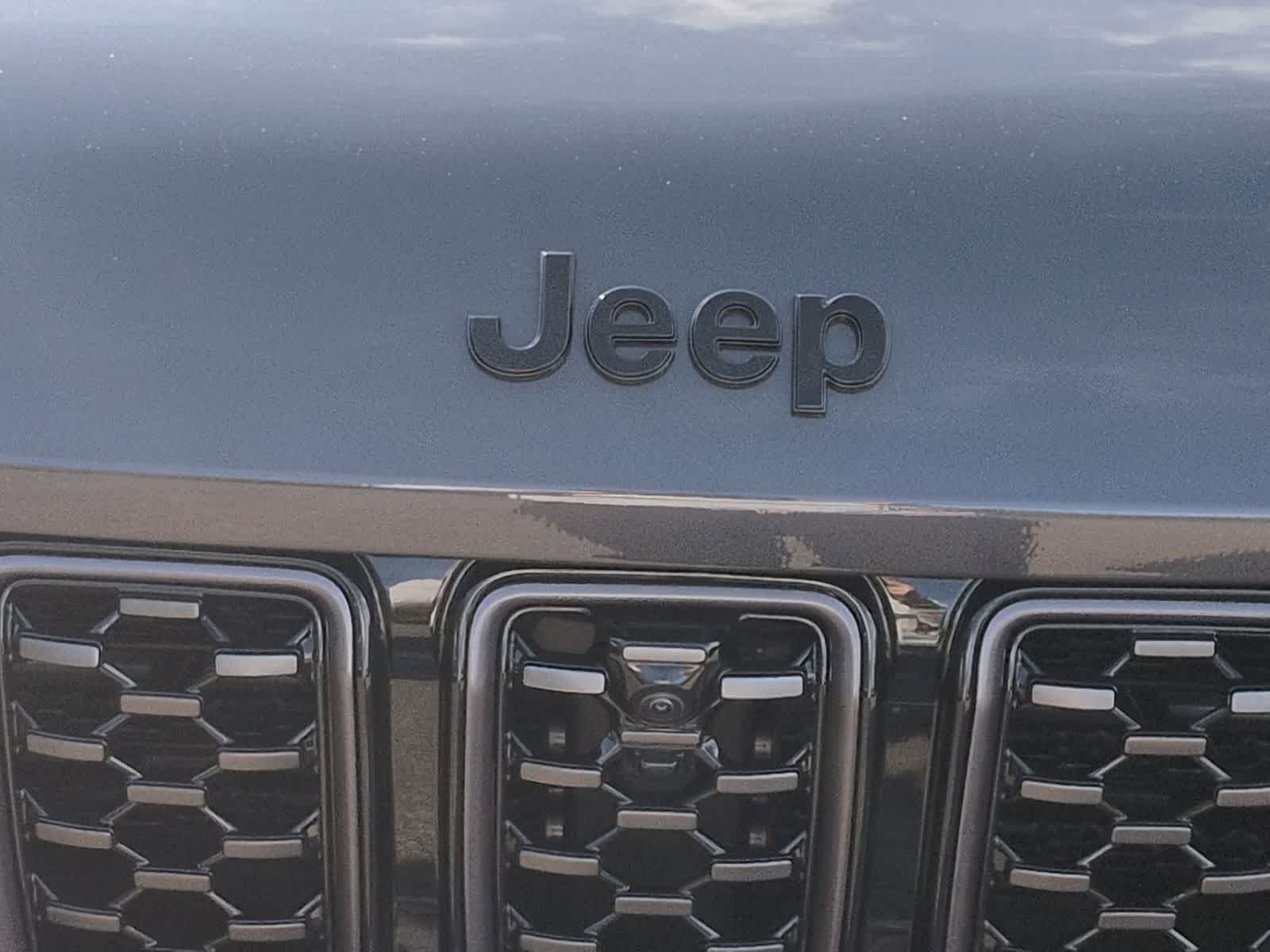 2025 Jeep Grand Cherokee GRAND CHEROKEE SUMMIT 4X4