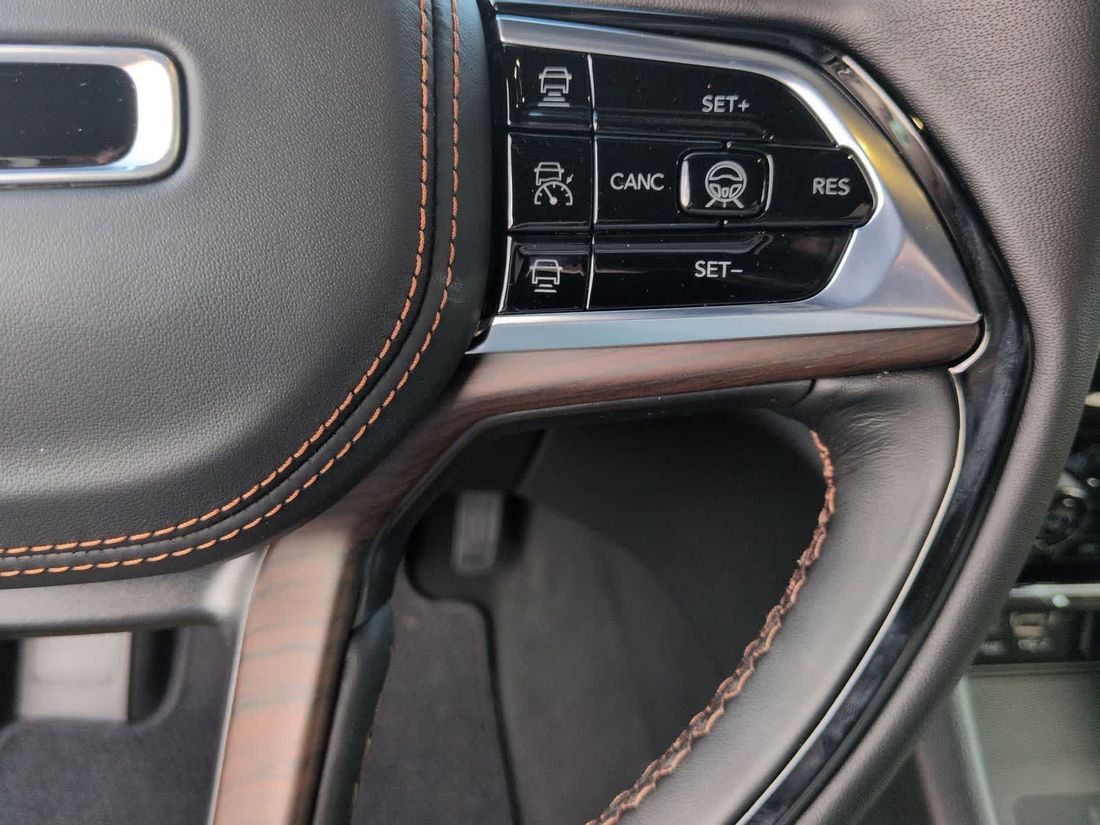 2025 Jeep Grand Cherokee GRAND CHEROKEE SUMMIT 4X4