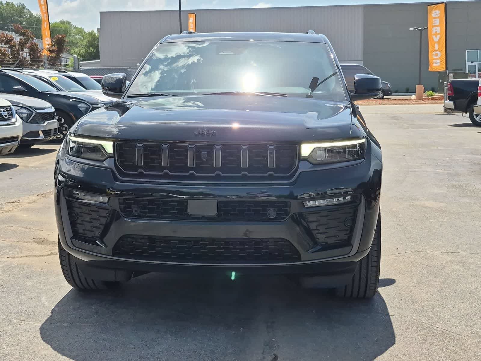 2026 Jeep Grand Cherokee GRAND CHEROKEE SUMMIT 4X4