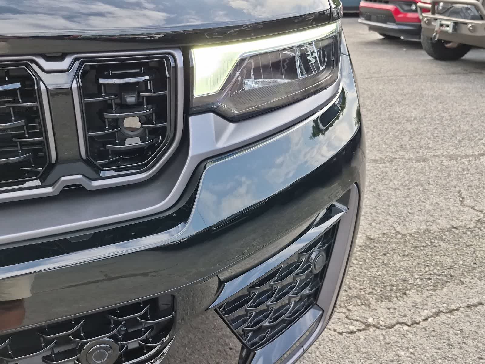 2026 Jeep Grand Cherokee GRAND CHEROKEE SUMMIT 4X4