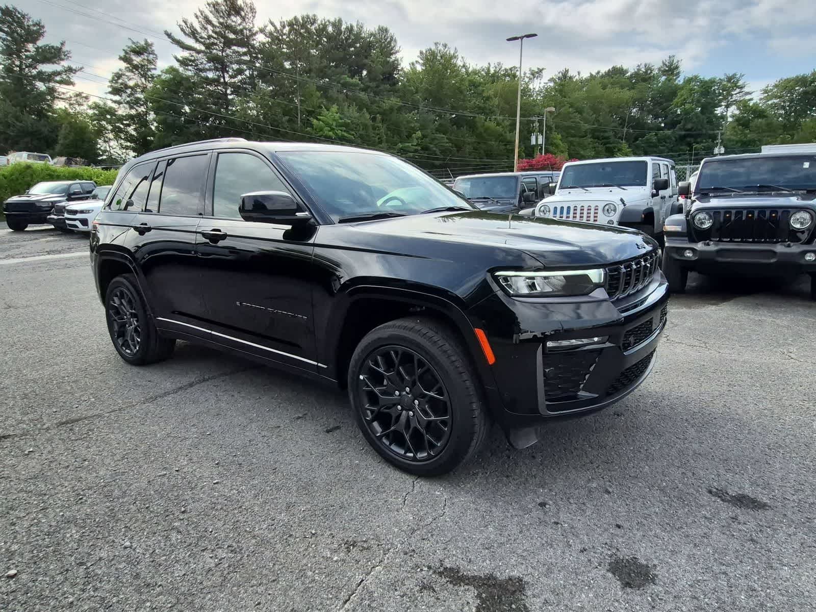 2026 Jeep Grand Cherokee GRAND CHEROKEE SUMMIT 4X4