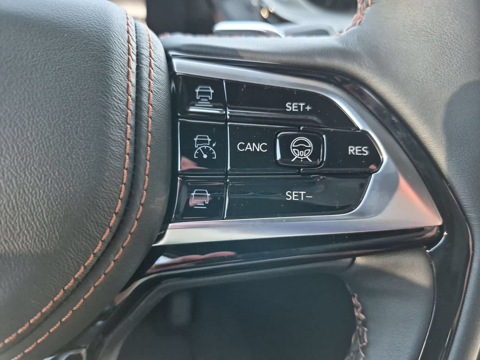 2026 Jeep Grand Cherokee GRAND CHEROKEE SUMMIT 4X4
