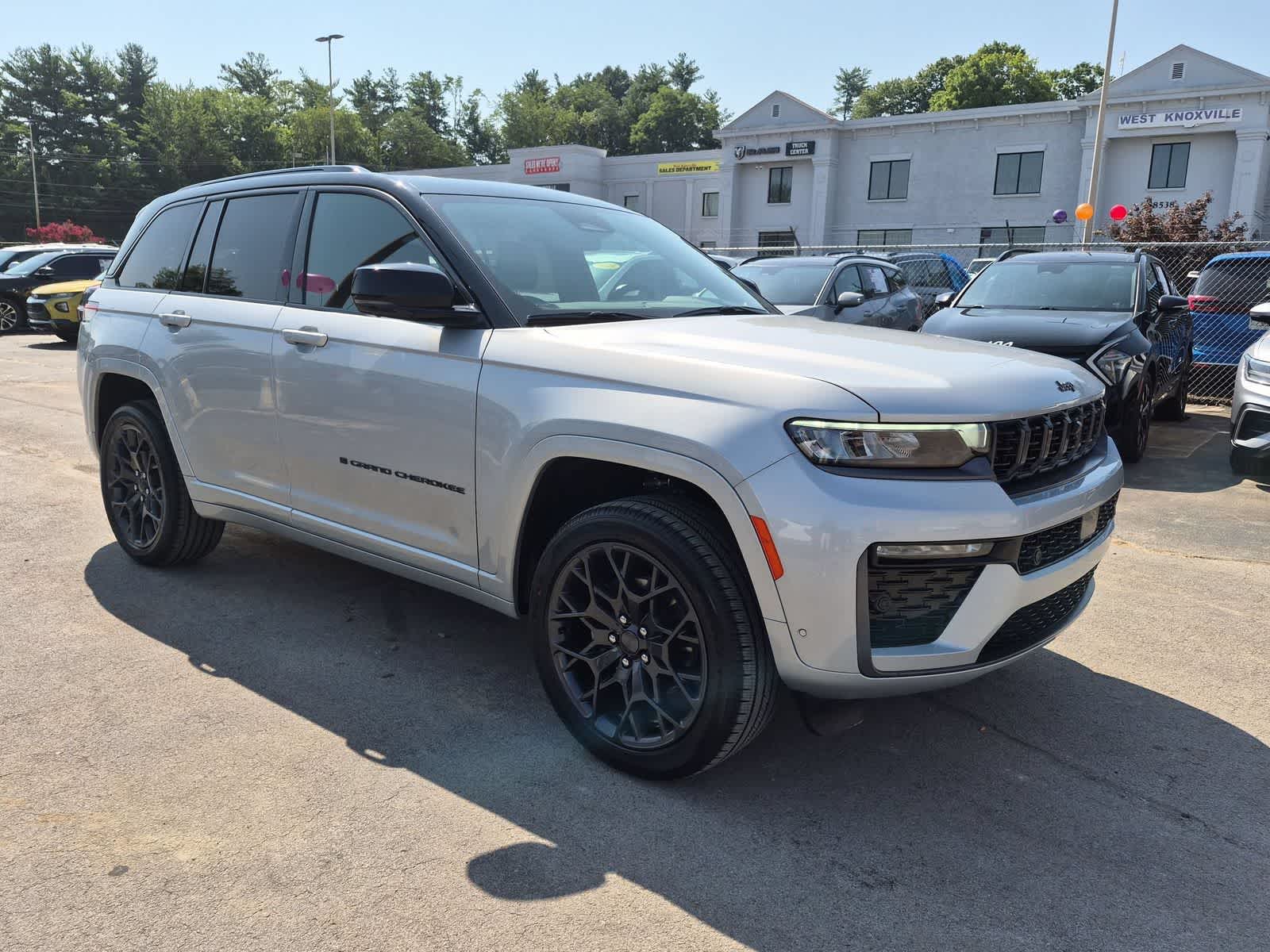 2026 Jeep Grand Cherokee GRAND CHEROKEE SUMMIT 4X4