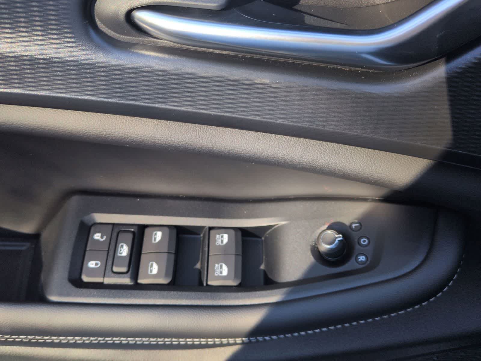 2025 Jeep Grand Cherokee GRAND CHEROKEE L ALTITUDE 4X4