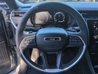 2025 Jeep Grand Cherokee GRAND CHEROKEE L ALTITUDE 4X4