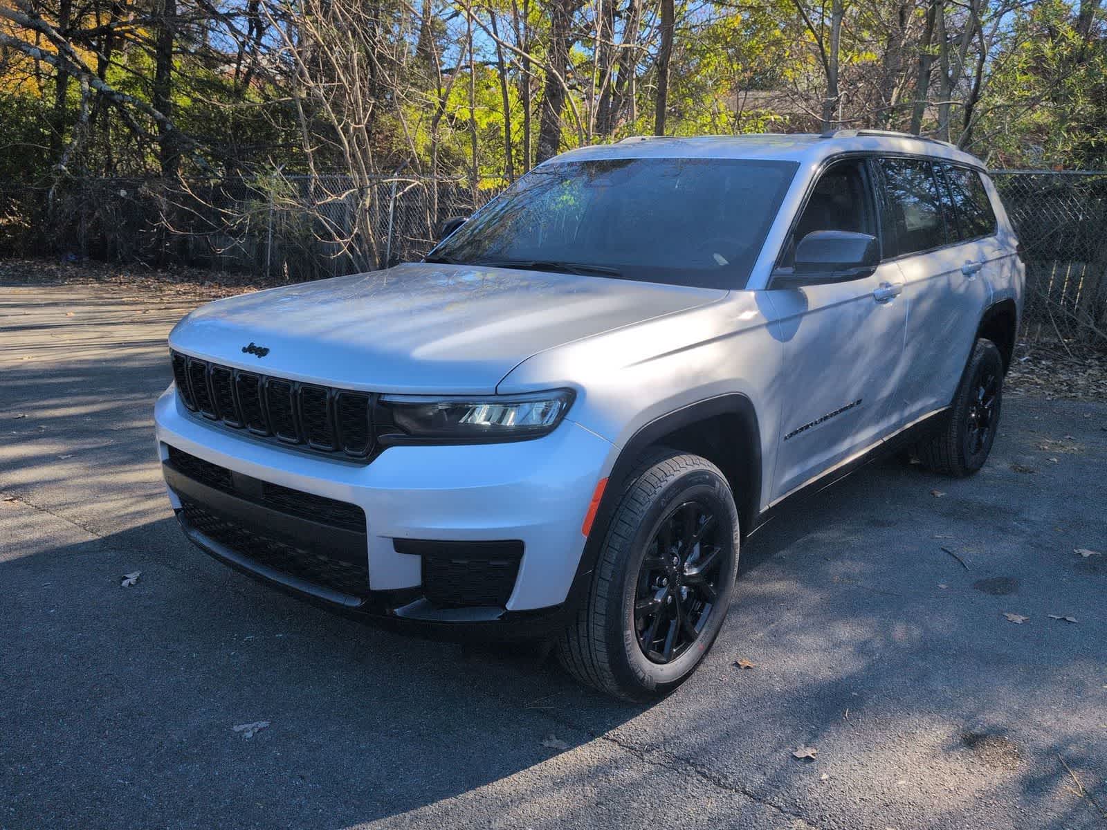 2025 Jeep Grand Cherokee GRAND CHEROKEE L ALTITUDE 4X4