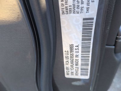 2025 Jeep Grand Cherokee GRAND CHEROKEE L LAREDO X 4X4