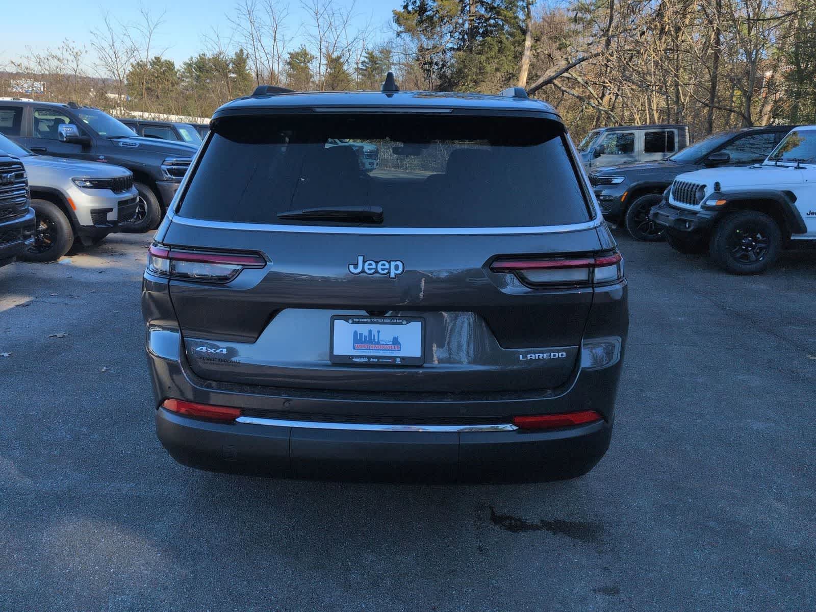 2025 Jeep Grand Cherokee GRAND CHEROKEE L LAREDO X 4X4