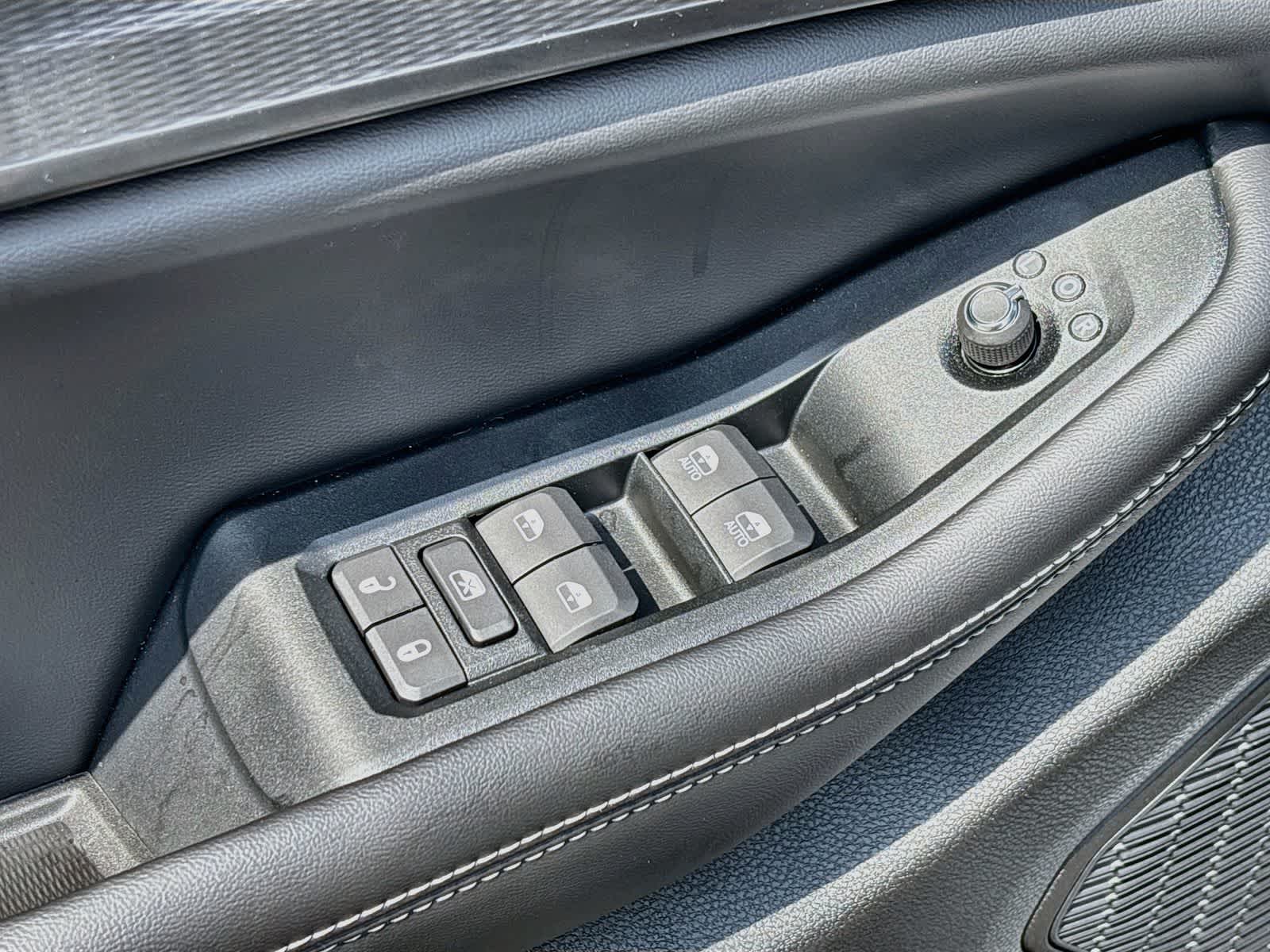 2026 Jeep Grand Cherokee GRAND CHEROKEE L LAREDO X 4X4