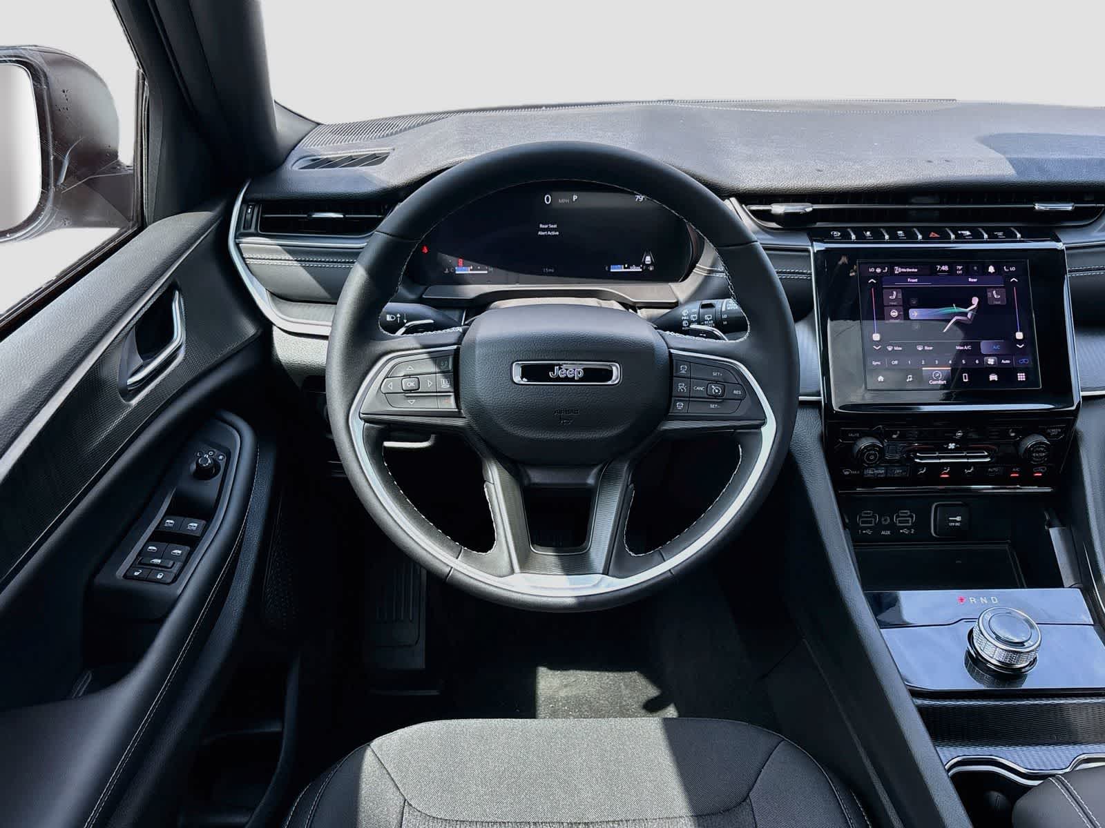 2026 Jeep Grand Cherokee GRAND CHEROKEE L LAREDO X 4X4