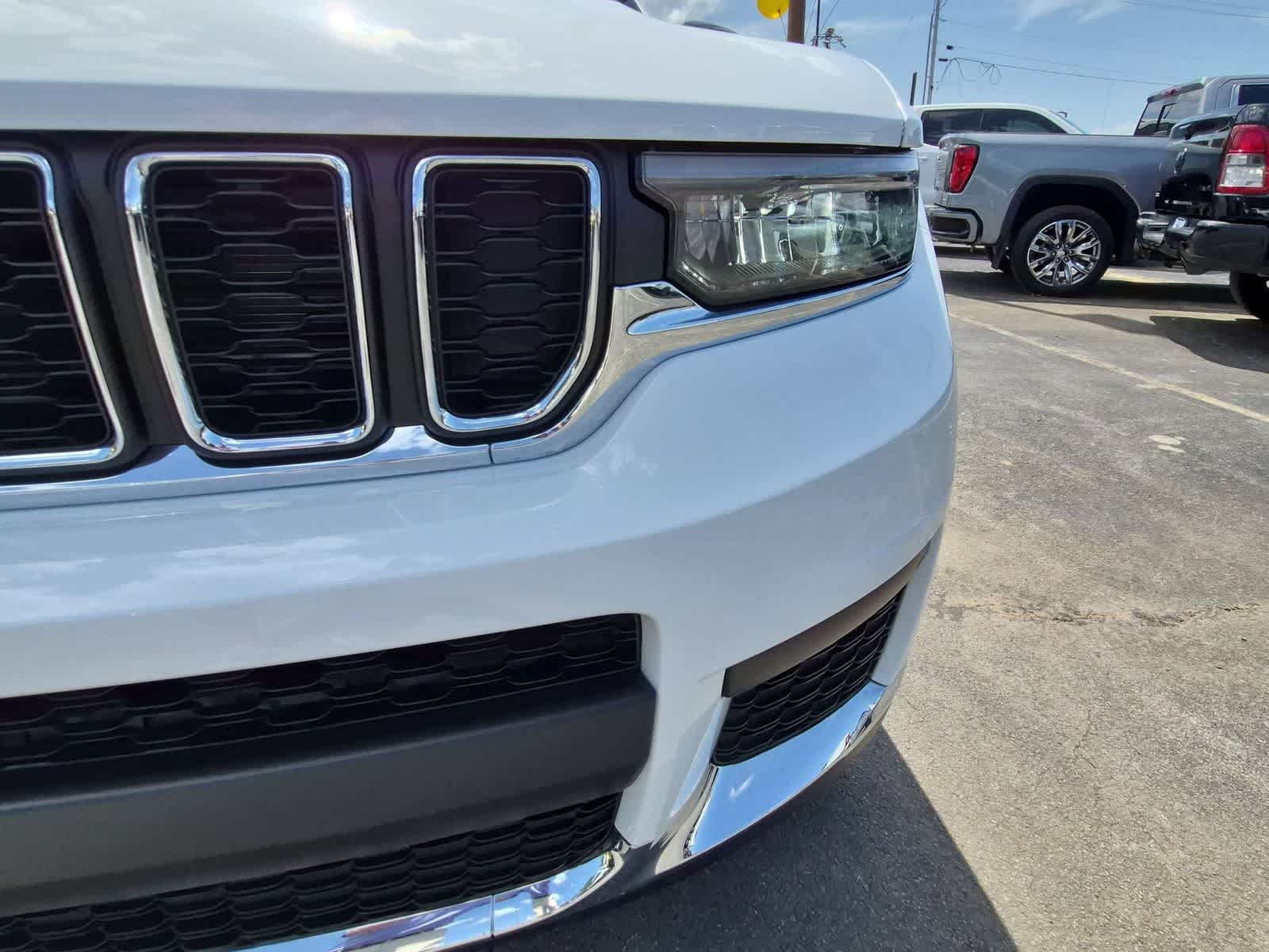 2026 Jeep Grand Cherokee GRAND CHEROKEE L LAREDO X 4X4