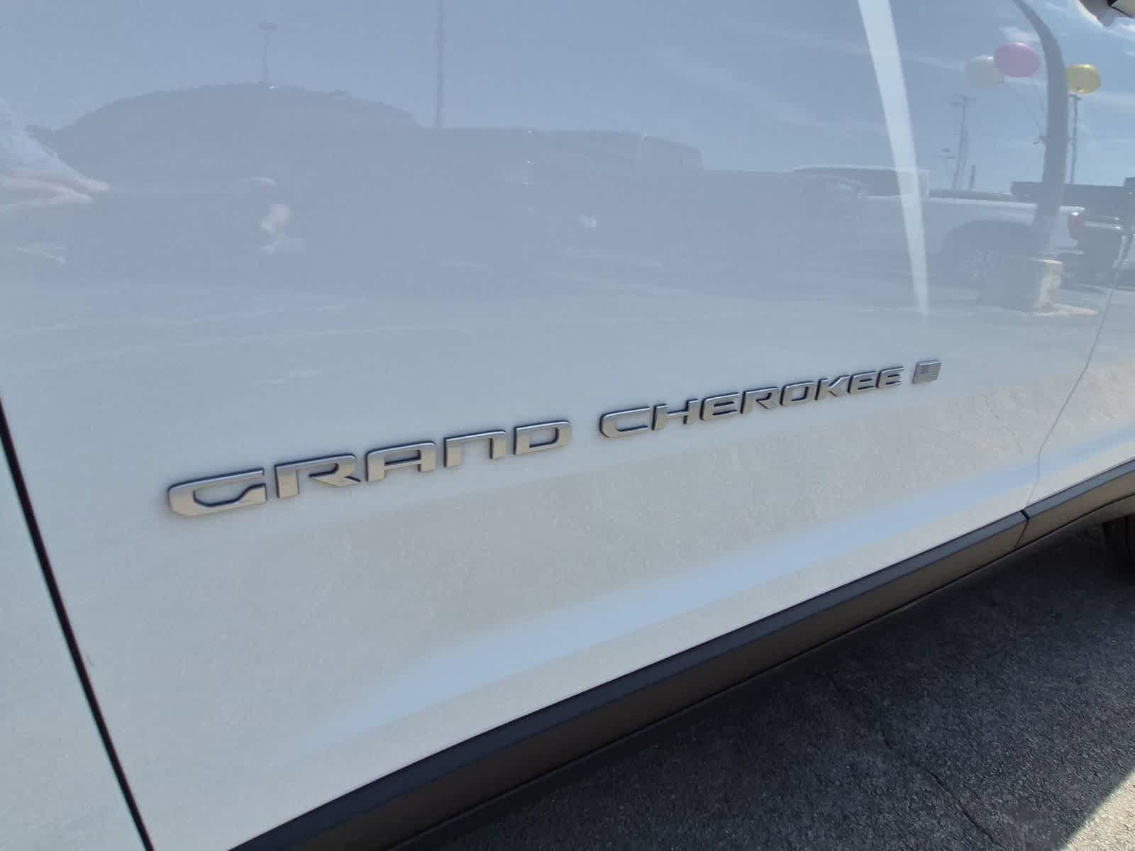 2026 Jeep Grand Cherokee GRAND CHEROKEE L LAREDO X 4X4