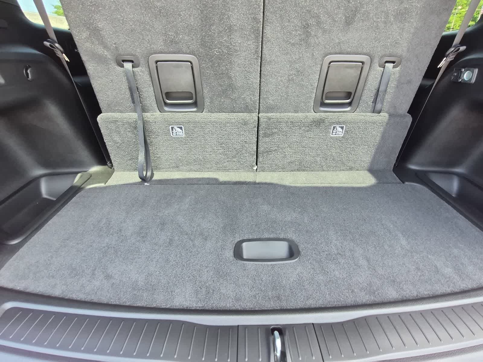 2026 Jeep Grand Cherokee GRAND CHEROKEE L LAREDO X 4X4