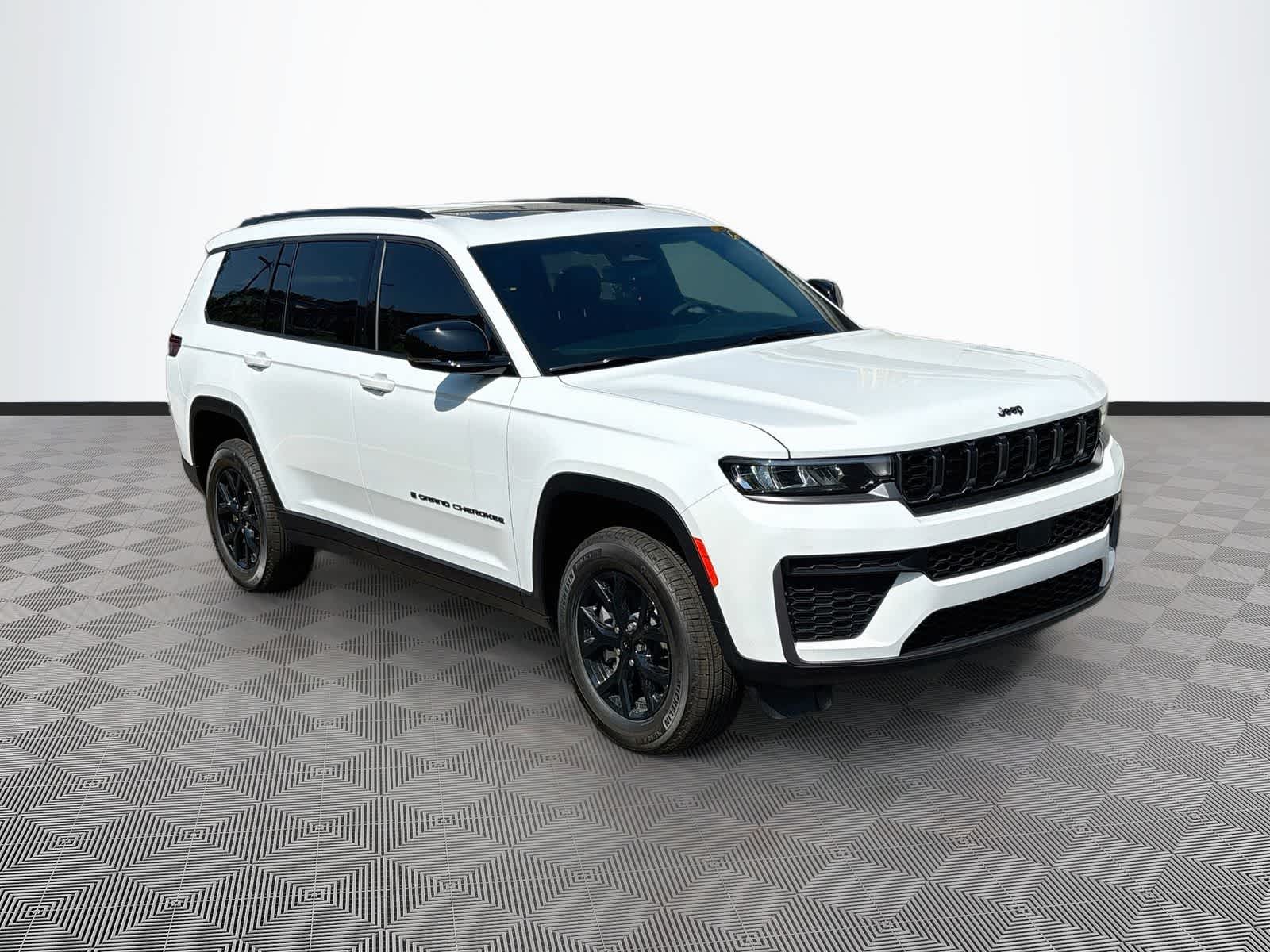 2026 Jeep Grand Cherokee GRAND CHEROKEE L LAREDO ALTITUDE 4X4