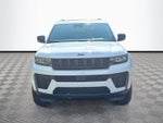 2027 Jeep Grand Cherokee Laredo Altitude