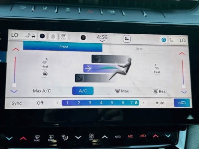 2027 Jeep Grand Cherokee Laredo Altitude