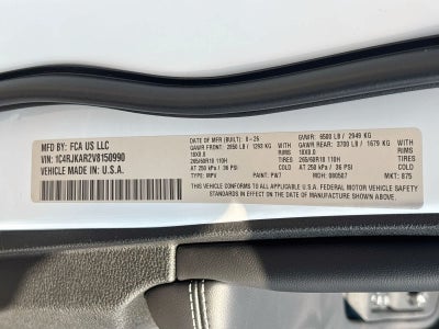 2027 Jeep Grand Cherokee Laredo Altitude
