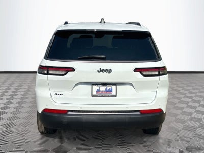 2027 Jeep Grand Cherokee Laredo Altitude