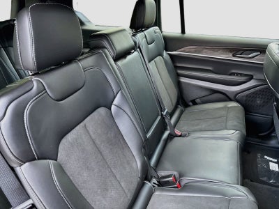 2027 Jeep Grand Cherokee GRAND CHEROKEE L LAREDO ALTITUDE 4X4