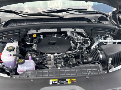 2027 Jeep Grand Cherokee Laredo Altitude