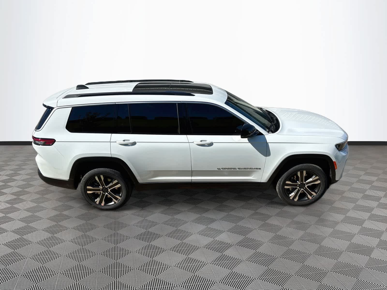 2027 Jeep Grand Cherokee GRAND CHEROKEE L LIMITED 4X4