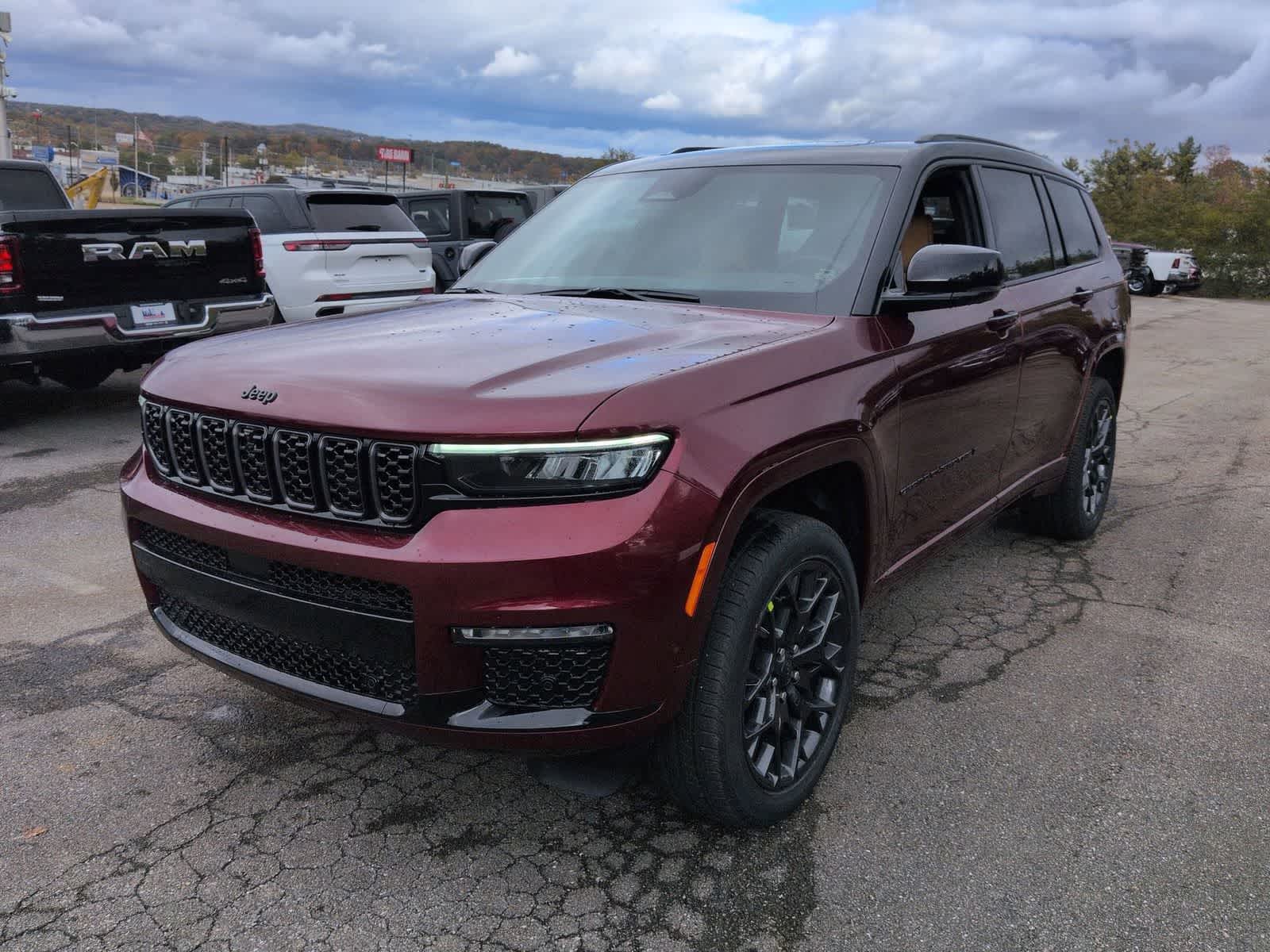 2025 Jeep Grand Cherokee GRAND CHEROKEE L SUMMIT 4X4