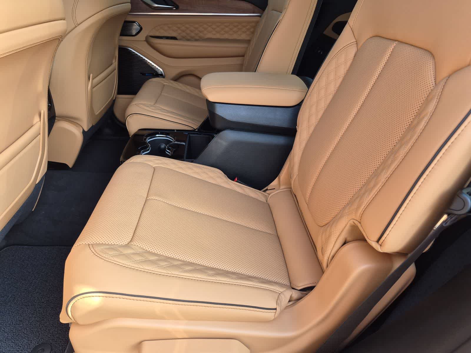 2026 Jeep Grand Cherokee GRAND CHEROKEE L SUMMIT 4X4