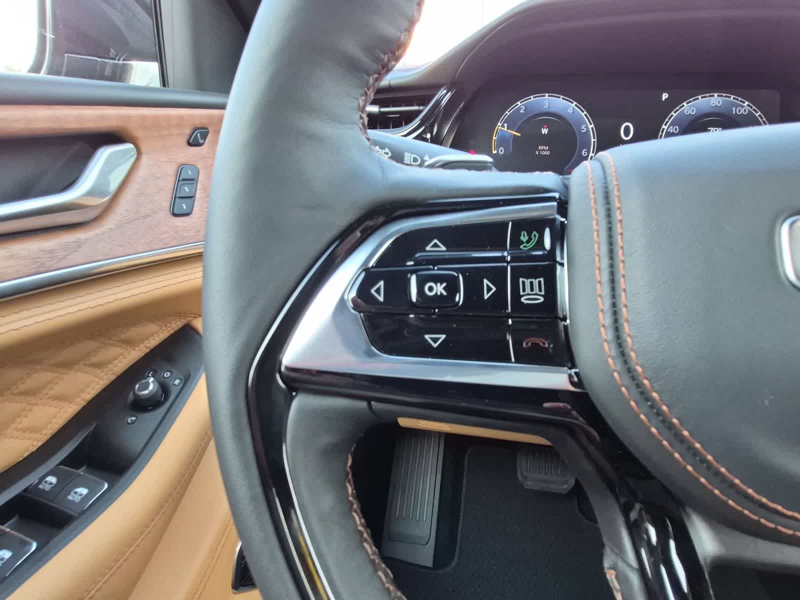 2026 Jeep Grand Cherokee GRAND CHEROKEE L SUMMIT 4X4