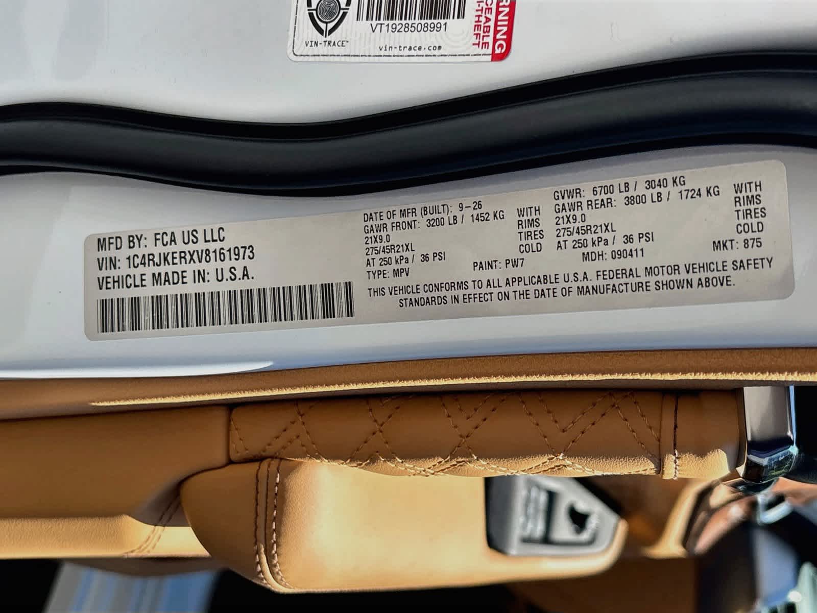 2027 Jeep Grand Cherokee GRAND CHEROKEE L SUMMIT 4X4