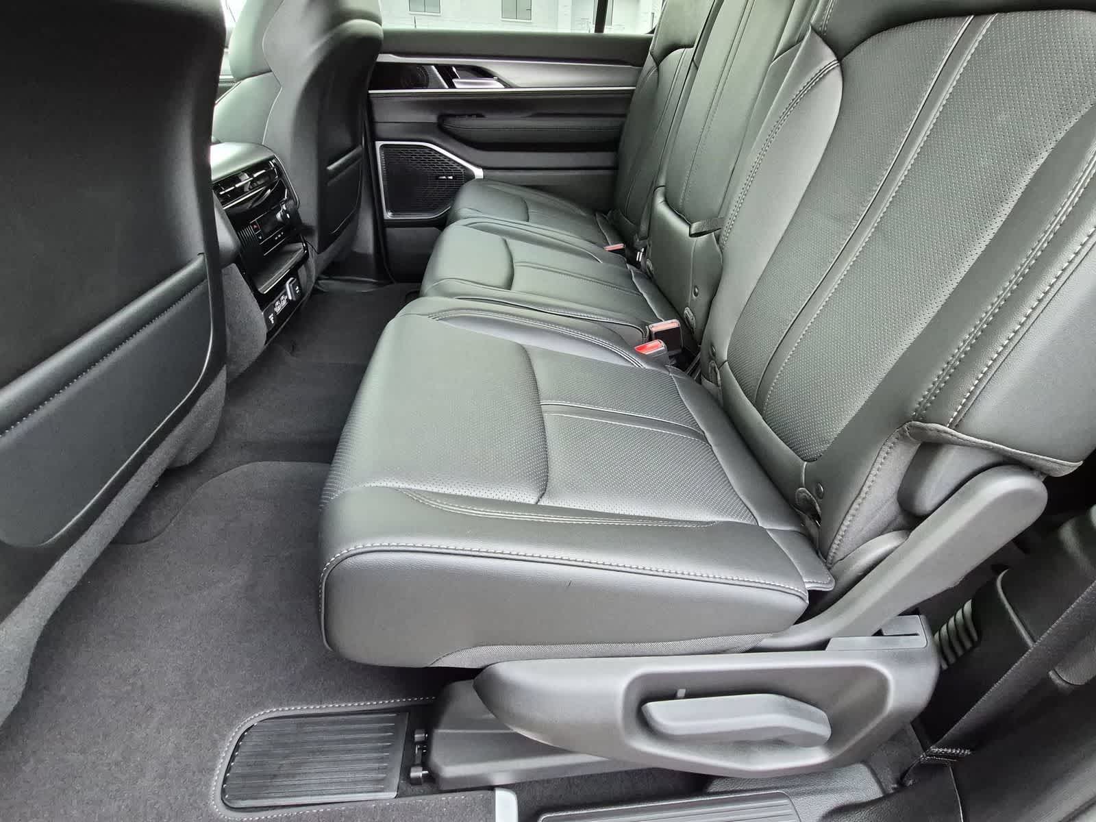 2026 Jeep Grand Wagoneer L GRAND WAGONEER L 4X4