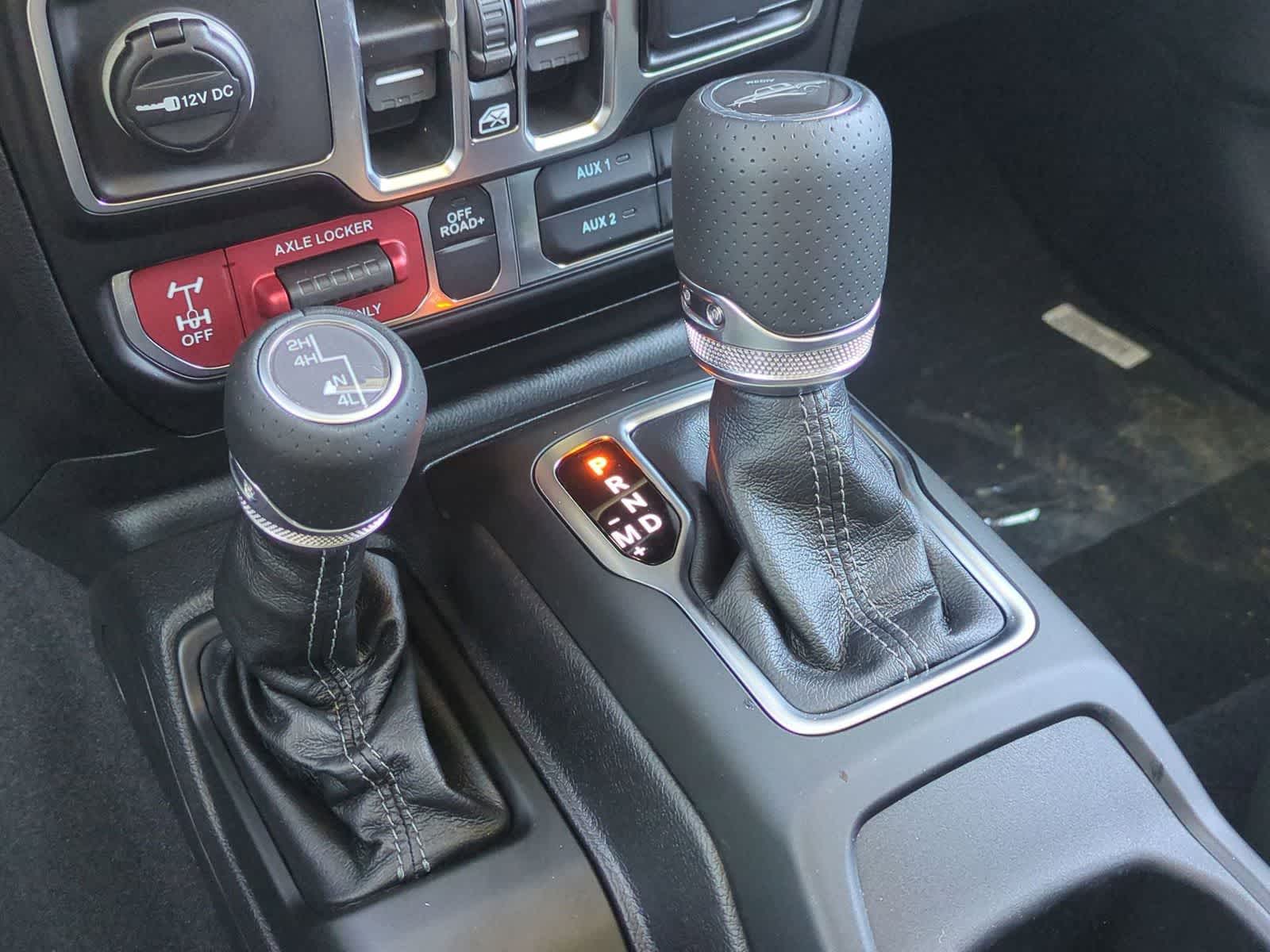 2026 Jeep Gladiator GLADIATOR MOJAVE 4X4