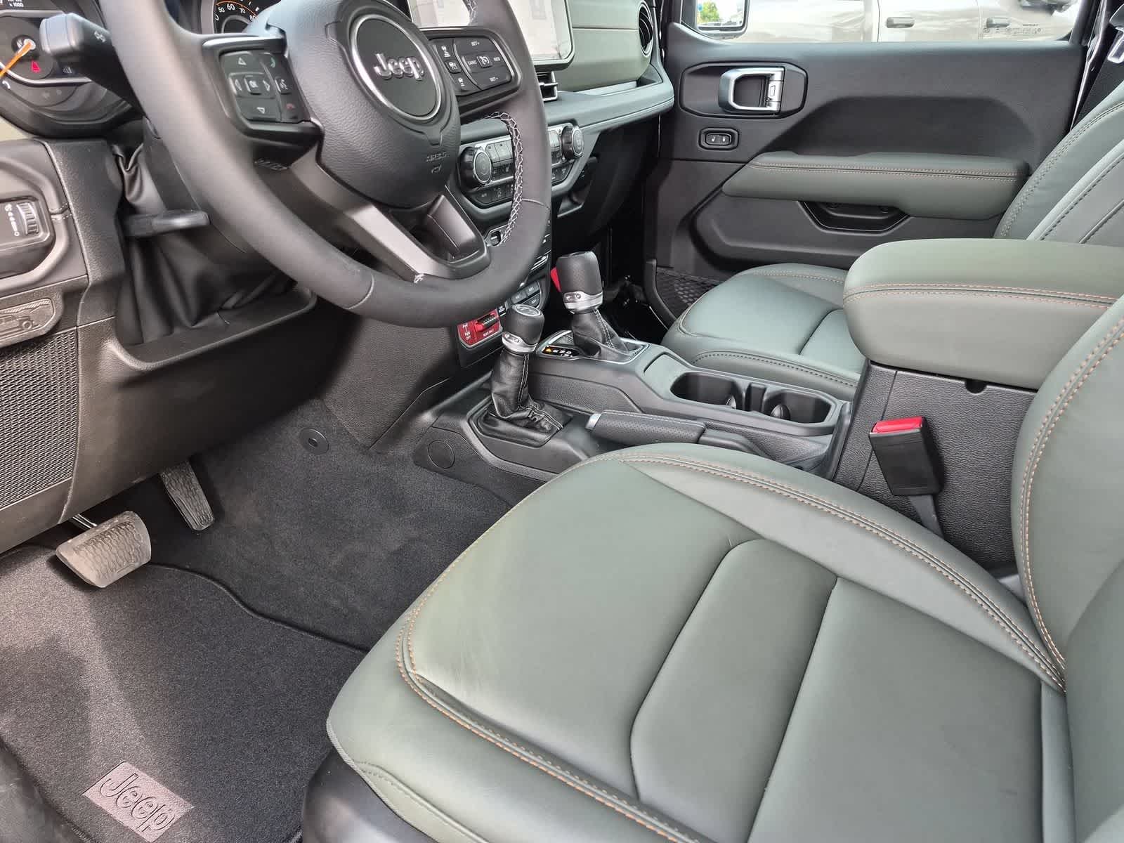 2026 Jeep Gladiator GLADIATOR MOJAVE 4X4