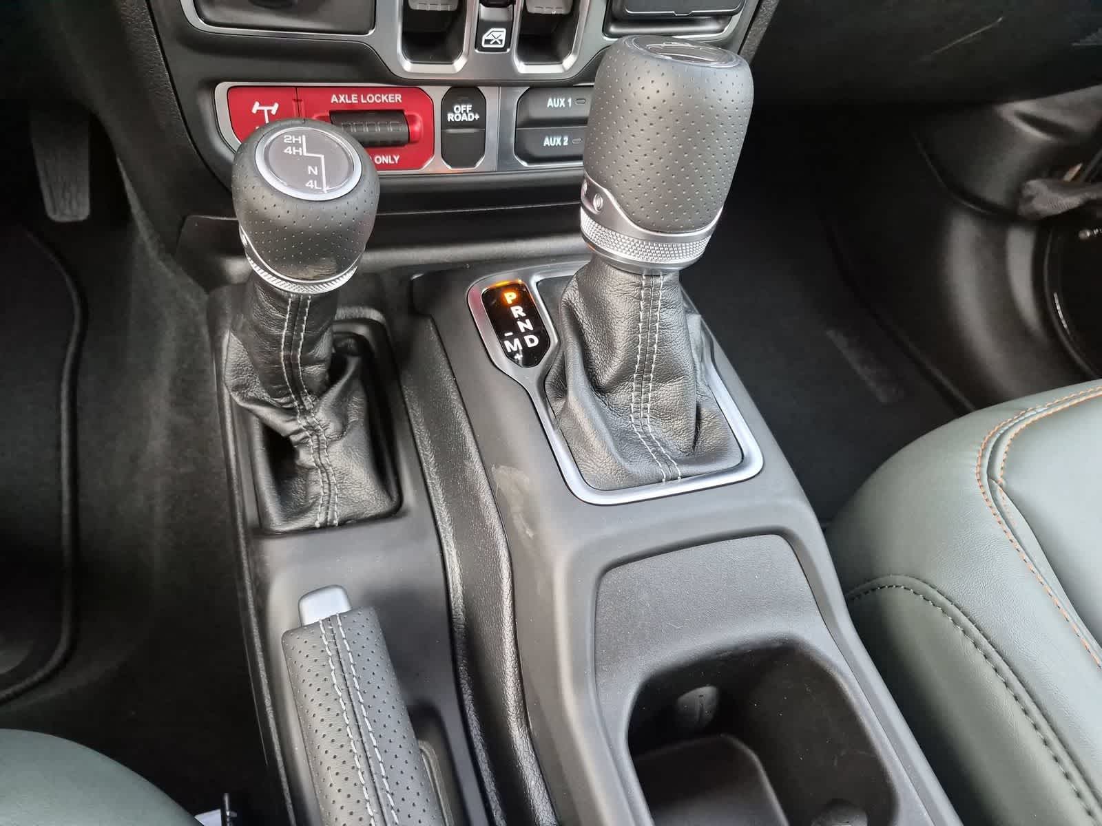 2026 Jeep Gladiator GLADIATOR MOJAVE 4X4