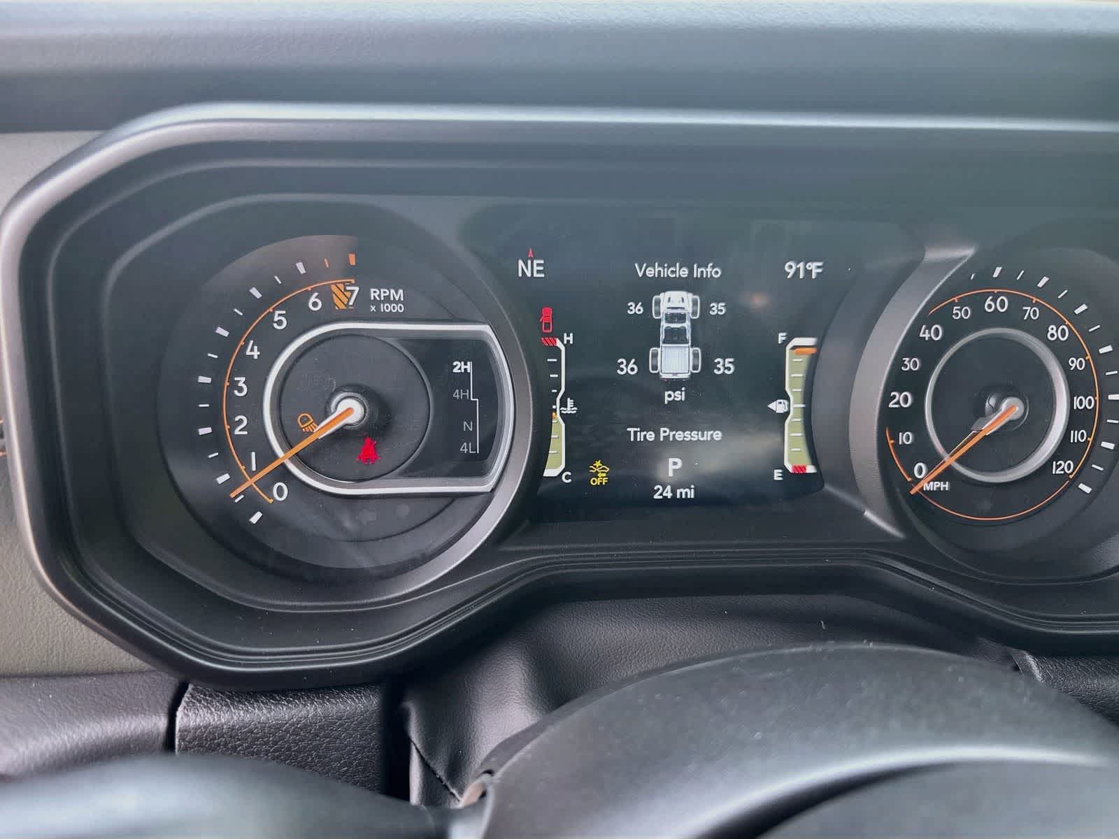 2026 Jeep Gladiator GLADIATOR MOJAVE 4X4