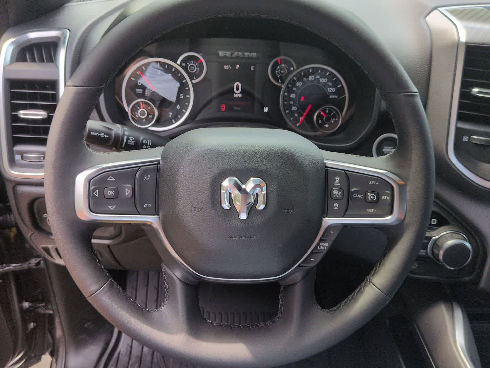 2026 RAM 1500 RAM 1500 BIG HORN CREW CAB 4X4 5'7' BOX